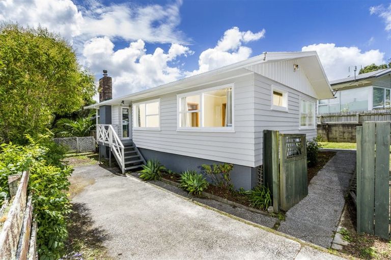 Photo of property in 29 Saffron Street, Birkdale, Auckland, 0626