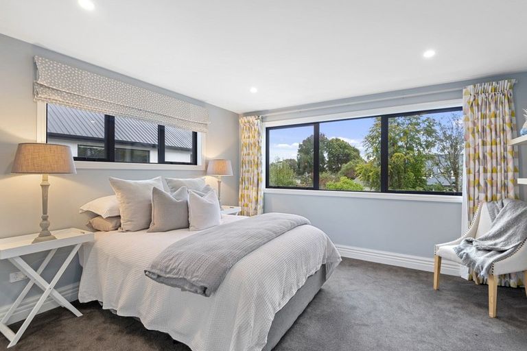 Photo of property in 117 Glandovey Road, Strowan, Christchurch, 8052