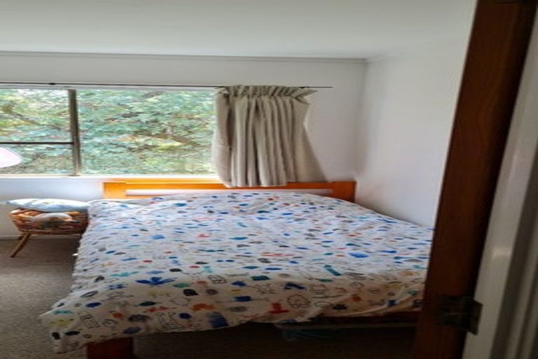 Photo of property in 1/21 Capricorn Place, Browns Bay, Auckland, 0630