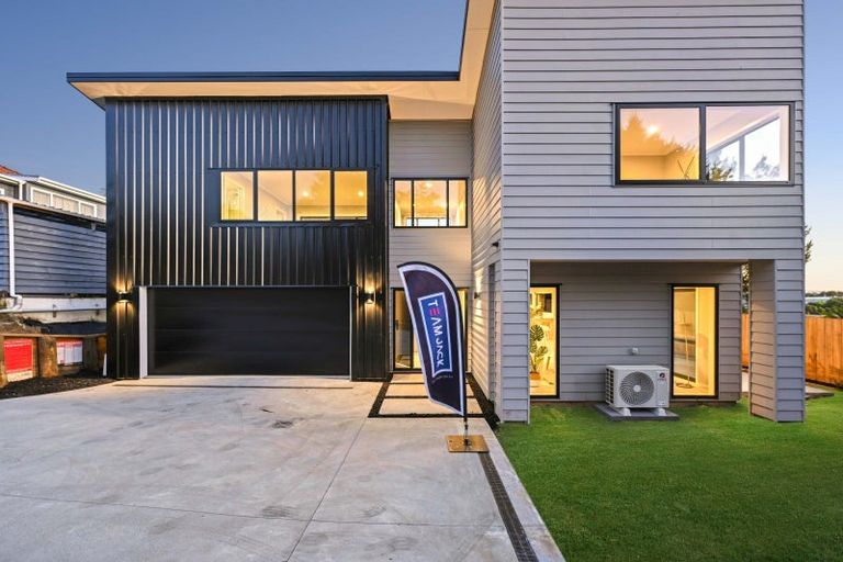 Photo of property in 30a Alison Street, Hamilton Lake, Hamilton, 3204