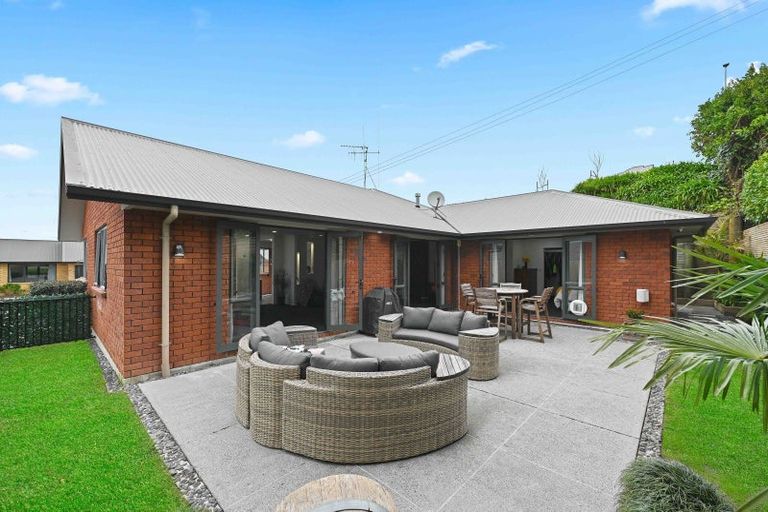 Photo of property in 5 Millennium Heights, Flagstaff, Hamilton, 3210