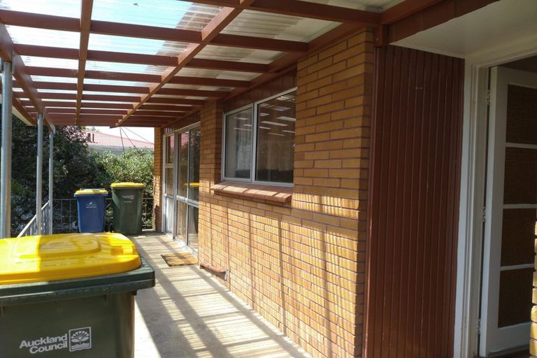 Photo of property in 2/50 Te Kanawa Crescent, Henderson, Auckland, 0610