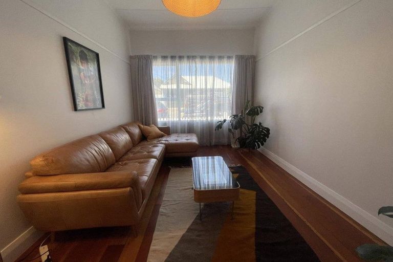 Photo of property in 21 Newtown Avenue, Newtown, Wellington, 6021