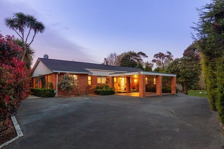 Photo of property in 257 Mazengarb Road, Paraparaumu, 5032