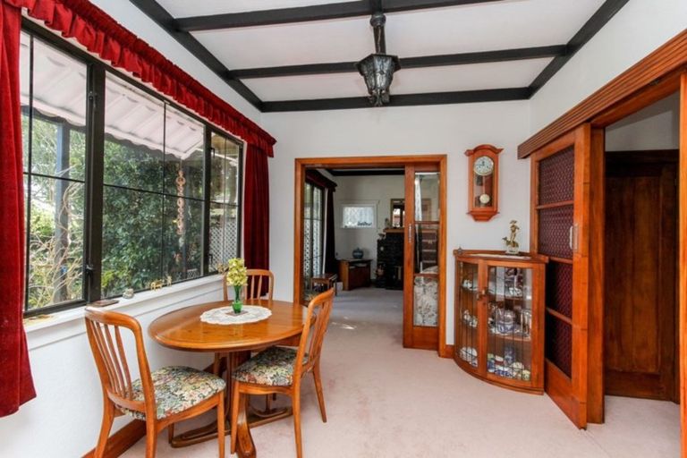 Photo of property in 84 Whiteley Street, Moturoa, New Plymouth, 4310