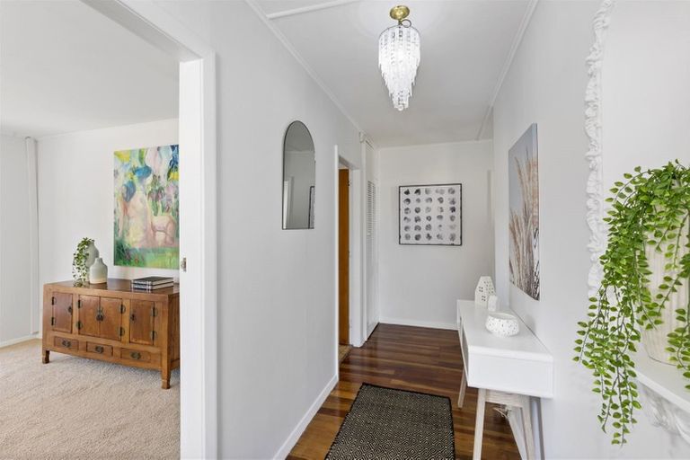 Photo of property in 23 Hinau Grove, Wainuiomata, Lower Hutt, 5014