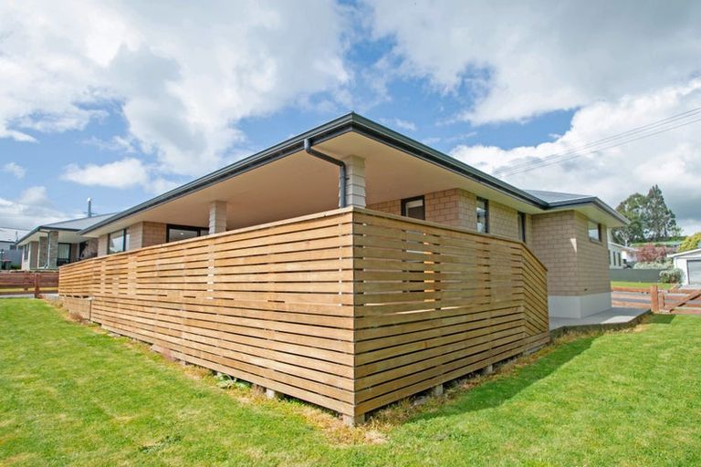 Photo of property in 23 Thurso Street, Lawrence, 9532