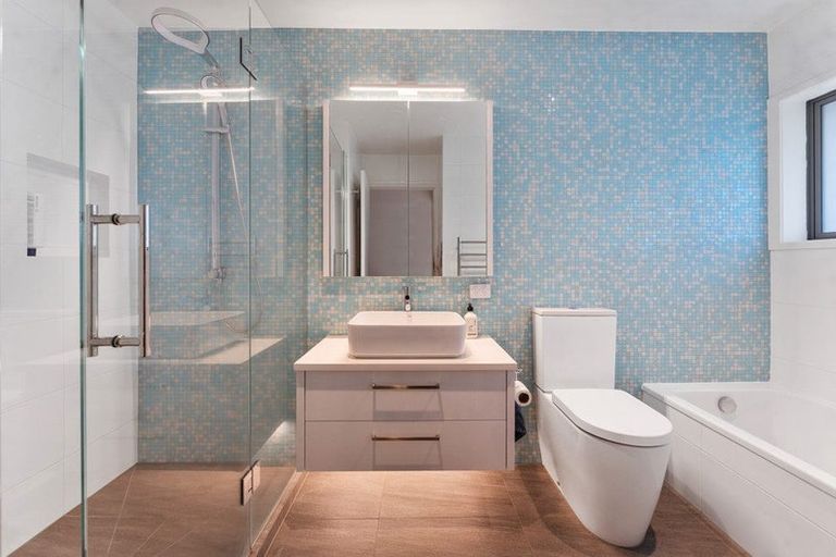 Photo of property in 2/2 Rahopara Street, Castor Bay, Auckland, 0620