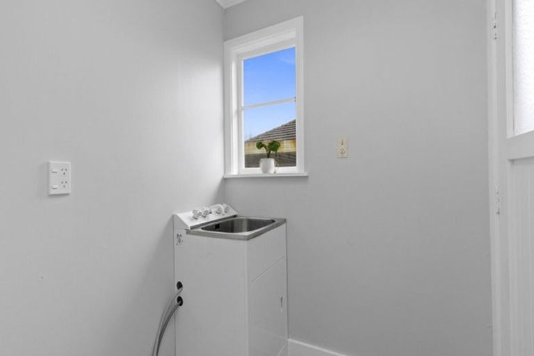 Photo of property in 26 Lowry Crescent, Stokes Valley, Lower Hutt, 5019