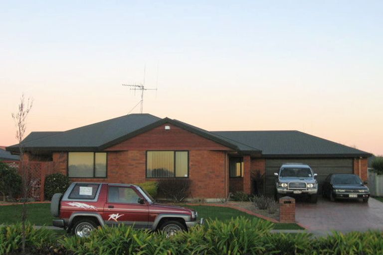 Photo of property in 72 Discovery Drive, Flagstaff, Hamilton, 3210