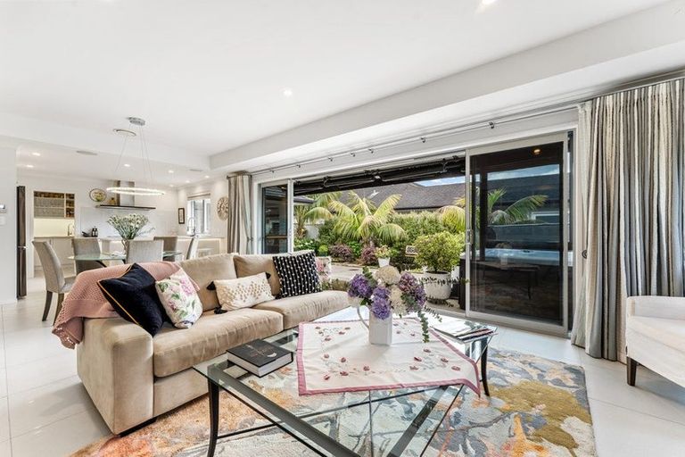 Photo of property in 11 Kelly Greens, Silverdale, 0932