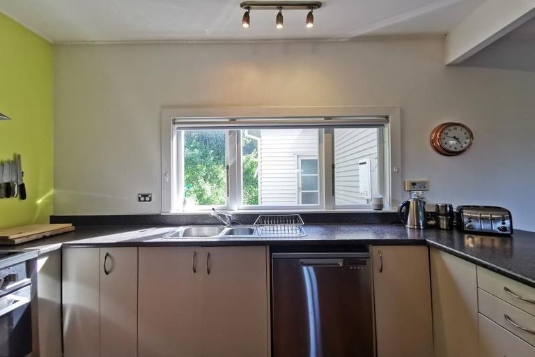 Photo of property in 127 Upland Road, Kelburn, Wellington, 6012