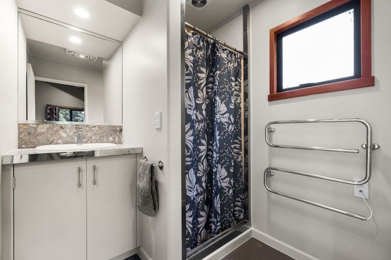 Photo of property in 2 Ritchie Place, Havelock North, 4130