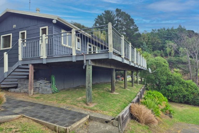 Photo of property in 20 Quail Crescent, Takamatua, 7581