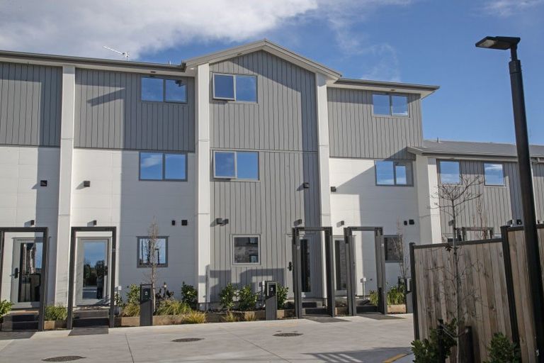 Photo of property in 27 Mohua Lane, Upper Riccarton, Christchurch, 8041