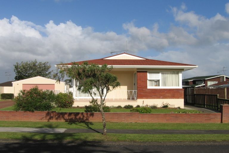 Photo of property in 3 Roysfield Lane, Sunnyhills, Auckland, 2010
