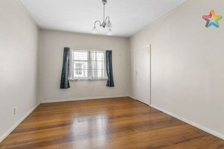 Photo of property in 3 Tawa Street, Woburn, Lower Hutt, 5010