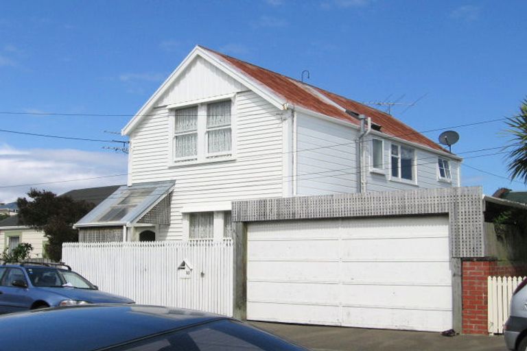 Photo of property in 18 Green Street, Newtown, Wellington, 6021