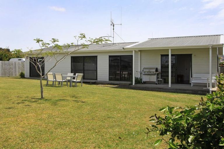 Photo of property in 3a Hereford Place, Waihi Beach, 3611