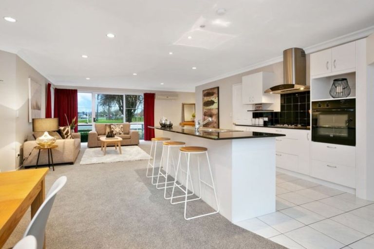 Photo of property in 287 Lamb Street, Leamington, Cambridge, 3432