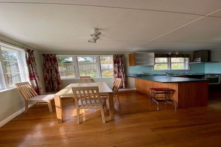 Photo of property in 21a Huanui Street, Ranui, Porirua, 5024