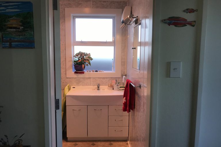 Photo of property in 138 Larnach Road, Waverley, Dunedin, 9013