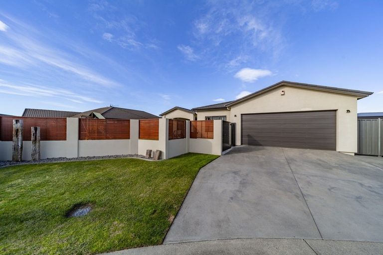 Photo of property in 14 Portland Place, Poraiti, Napier, 4112