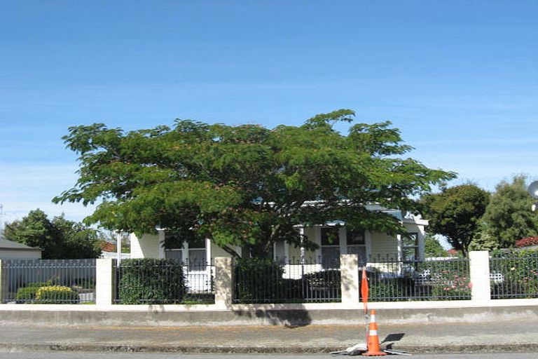 Photo of property in 114 Cass Street, Ashburton, 7700