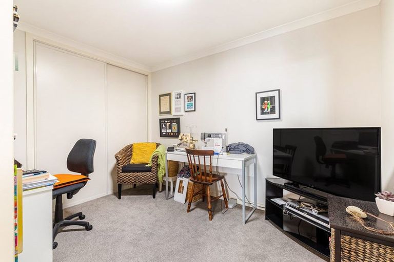 Photo of property in 57 Parkside Drive, Orewa, 0931