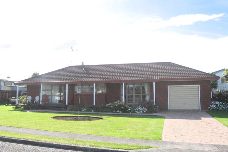 Photo of property in 9 Hillcrest Street, Tirau, 3410