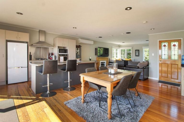 Photo of property in 7 Buchanan Road, Kingseat, Papakura, 2580