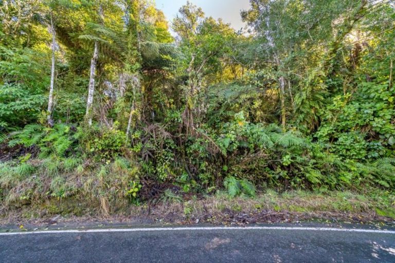 Photo of property in 82 Avro Road, Blue Mountains, Upper Hutt, 5371