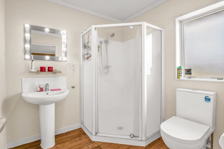 Photo of property in 19 Branigan Parade, Kelvin Grove, Palmerston North, 4414