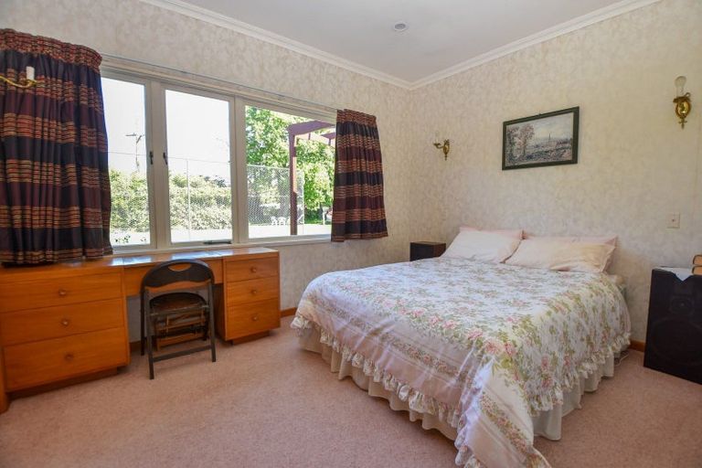 Photo of property in 258 High Street North, Carterton, 5713