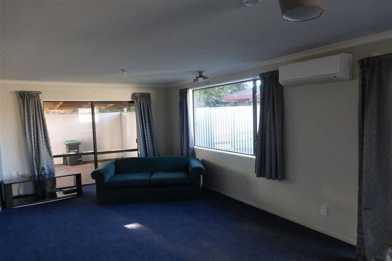 Photo of property in 2/14 Bencard Place, Hoon Hay, Christchurch, 8025