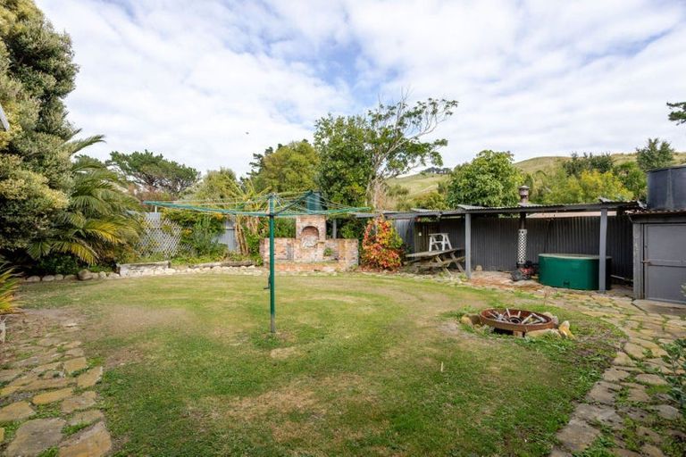 Photo of property in 40 Seaview Road, Herbertville, Dannevirke, 4970