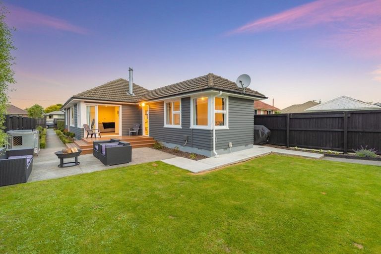 Photo of property in 1/14 Jocelyn Street, Casebrook, Christchurch, 8051