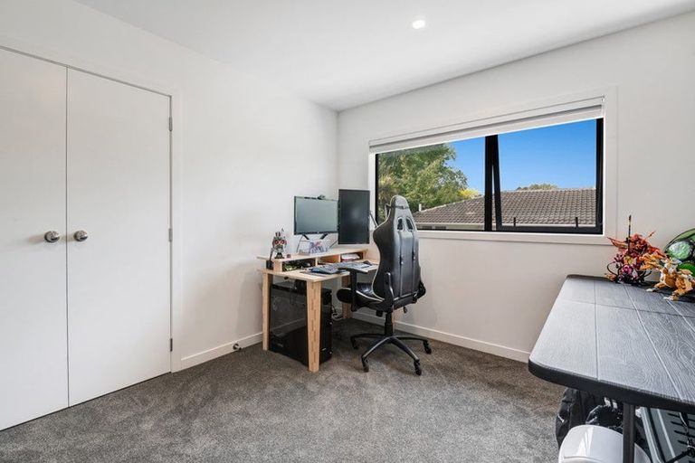 Photo of property in 3a Gladys Avenue, Glenfield, Auckland, 0629