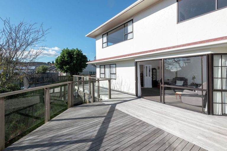 Photo of property in 18 Sheralee Place, Bucklands Beach, Auckland, 2014