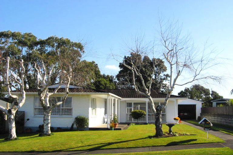 Photo of property in 20 Mayfair Place, Westown, New Plymouth, 4310