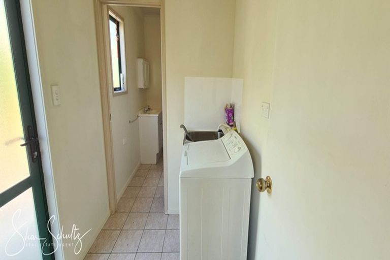 Photo of property in 105 Gorge Road, Maungaturoto, 0520