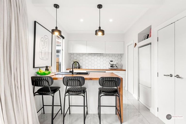 Photo of property in 68 Cuba Street, Petone, Lower Hutt, 5012