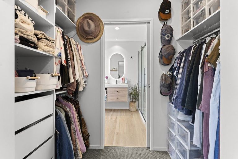 Photo of property in 4a Clerke Place, Marfell, New Plymouth, 4310