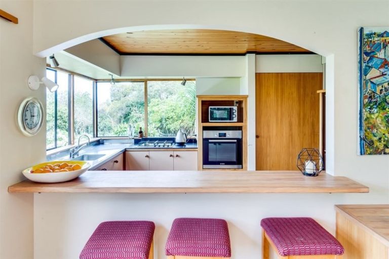 Photo of property in 235 Poraiti Road, Poraiti, Napier, 4182