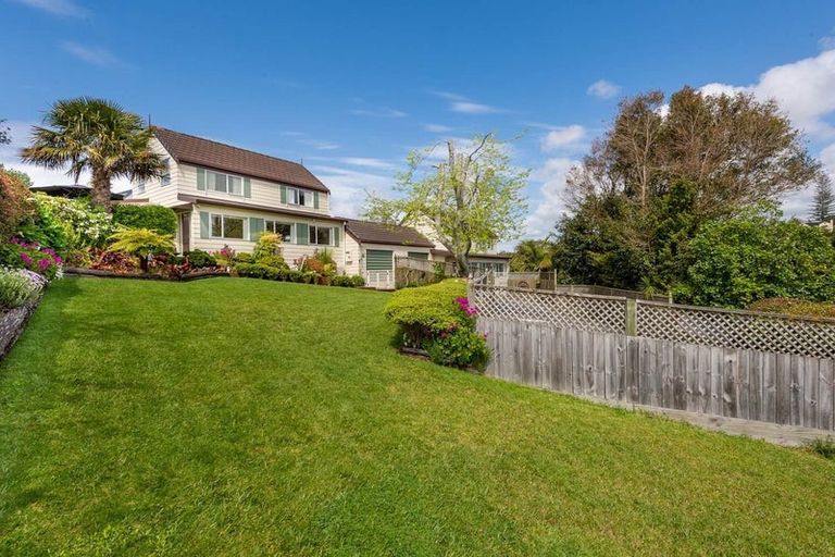 Photo of property in 1/18 Argyle Road, Browns Bay, Auckland, 0630