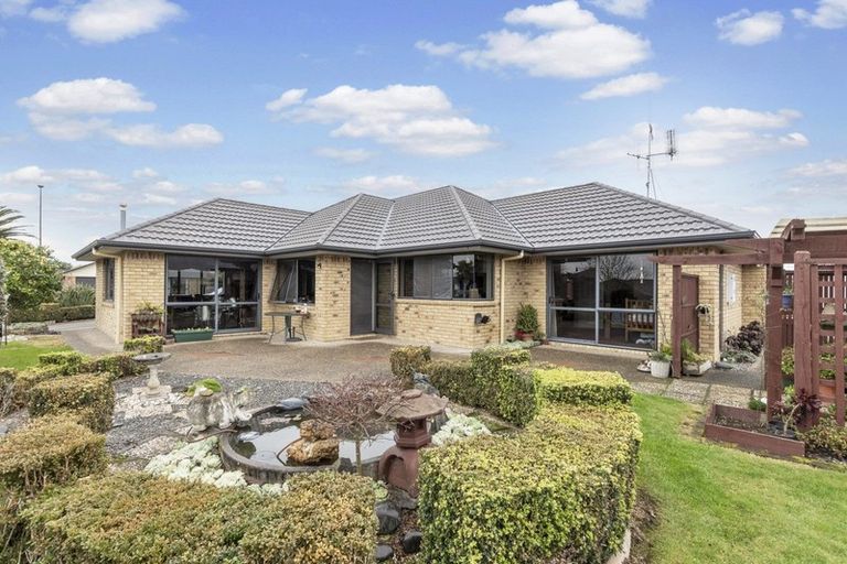 Photo of property in 24 Wentworth Drive, Rototuna North, Hamilton, 3210