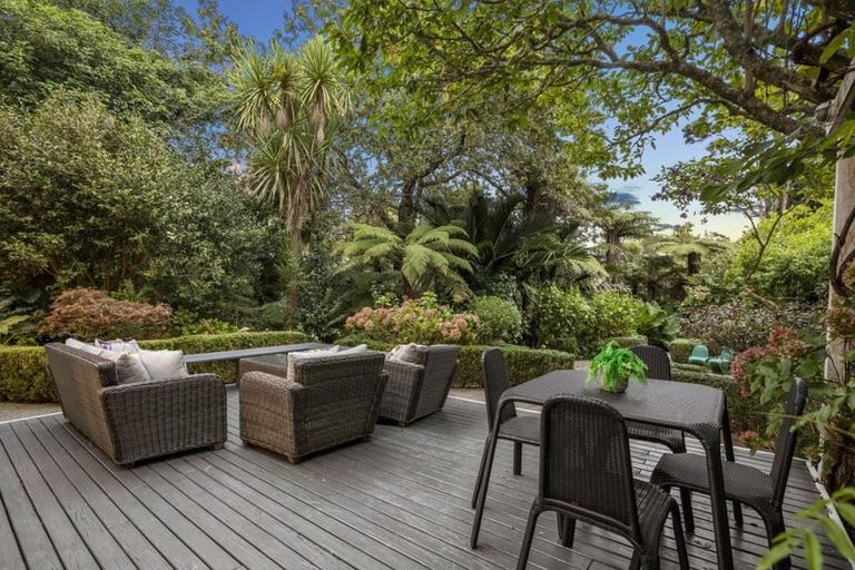 Photo of property in 55 Churchouse Road, Greenhithe, Auckland, 0632