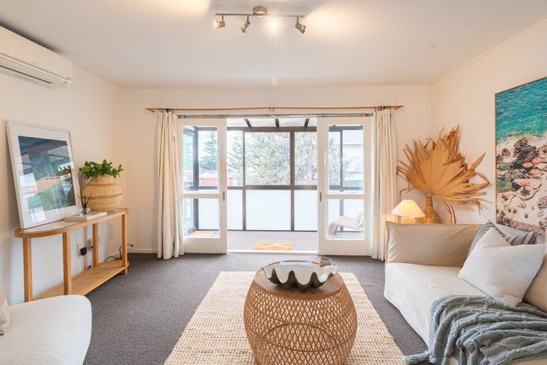 Photo of property in 3/15a Marriner Street, Sumner, Christchurch, 8081