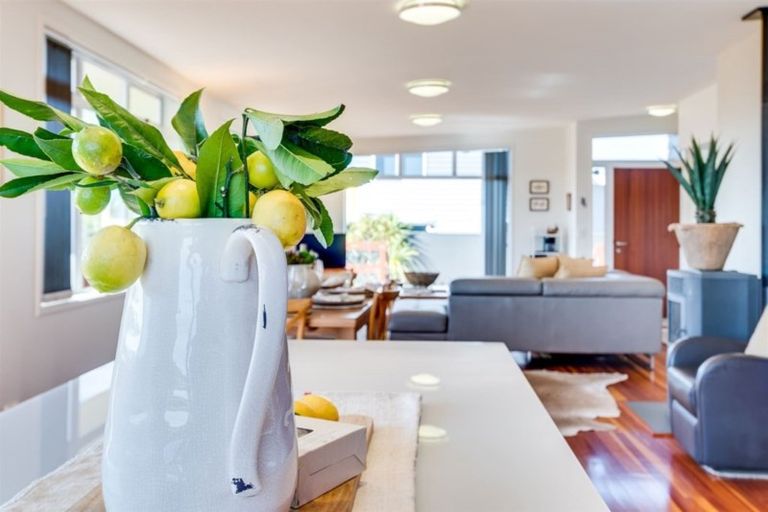 Photo of property in 53a The Esplanade, Westshore, Napier, 4110