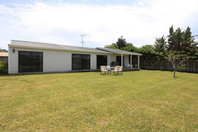 Photo of property in 3a Hereford Place, Waihi Beach, 3611
